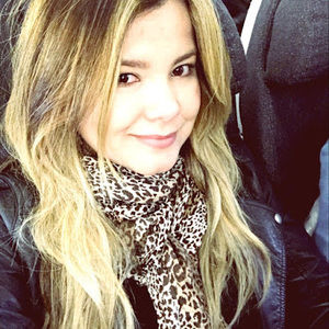 Meet your Posher, Yolanda